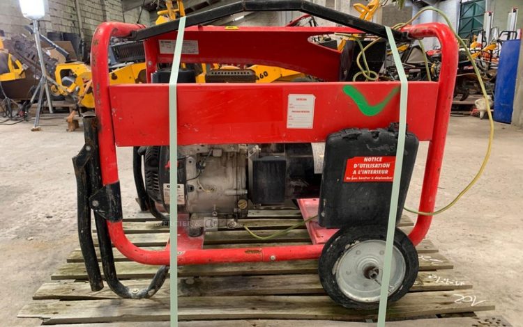 SDMO PERFORM 4500 XL  102MAM9