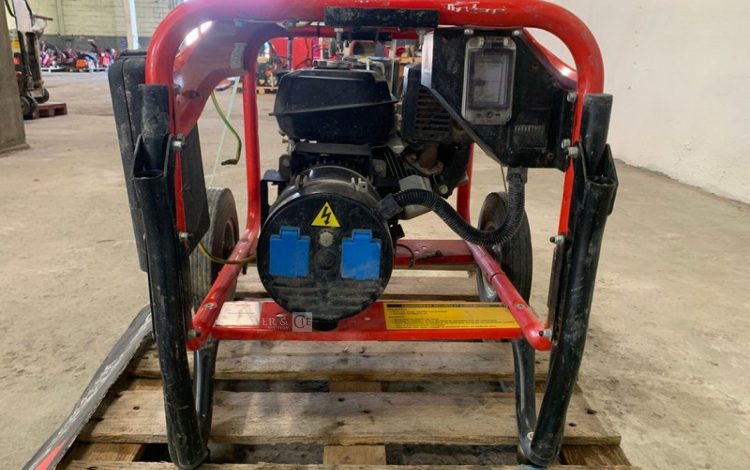 SDMO PERFORM 3000  97MAM92025