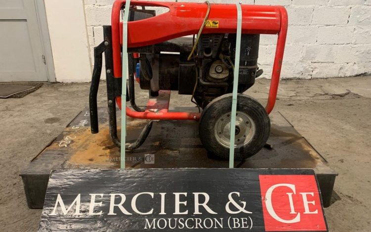 SDMO PERFORM 3000  95MAM92025