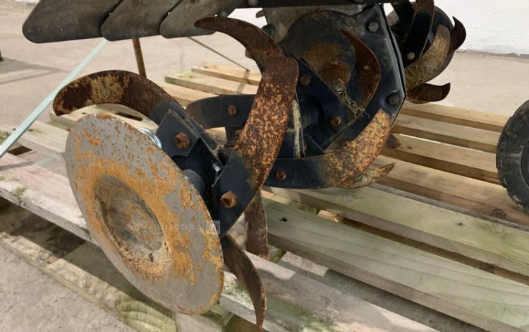 HUSQVARNA   82MAM92025