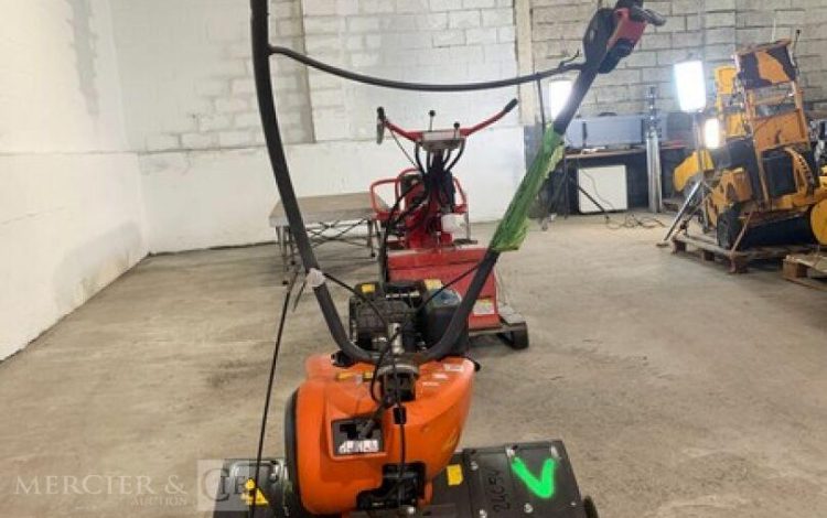 HUSQVARNA   82MAM92025