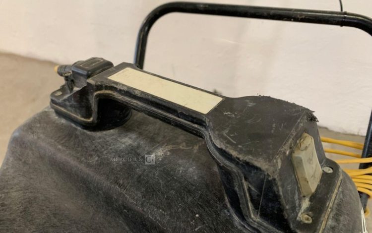 NUMATIC   80MAM92025