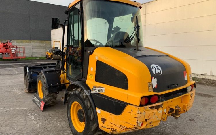 JCB 406T4  H222H010