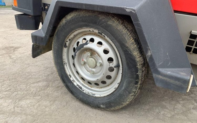 DOOSAN juil-20  371231