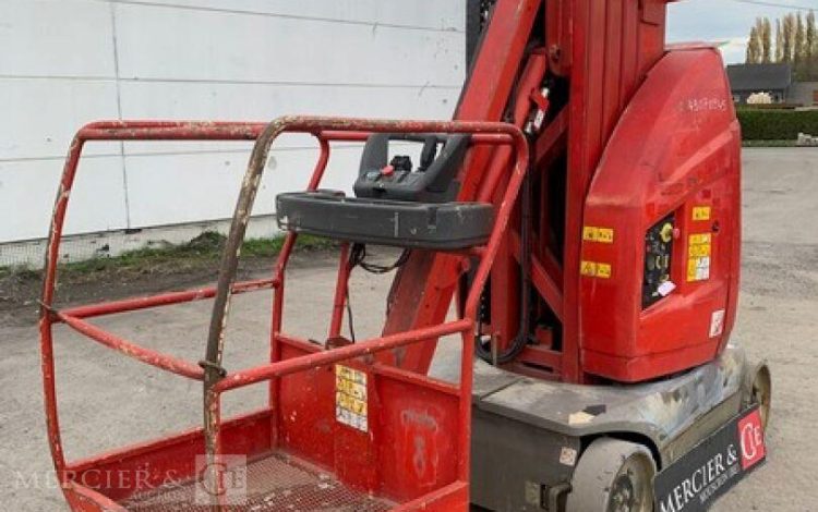 JLG TOUCAN 10E  49070945