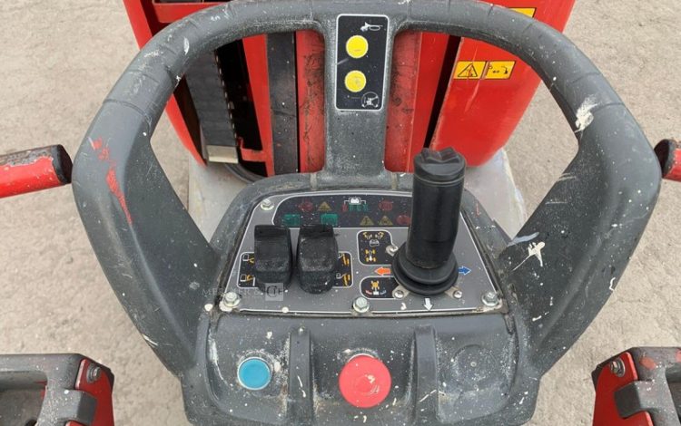 JLG TOUCAN 10E  49070945