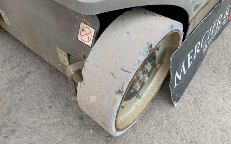 JLG TOUCAN 10E  49070945