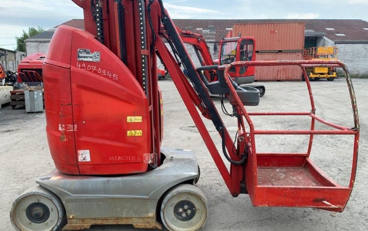 JLG TOUCAN 10E  49070945