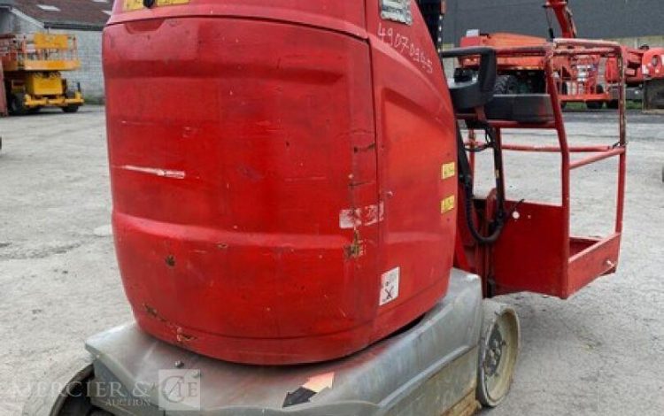 JLG TOUCAN 10E  49070945