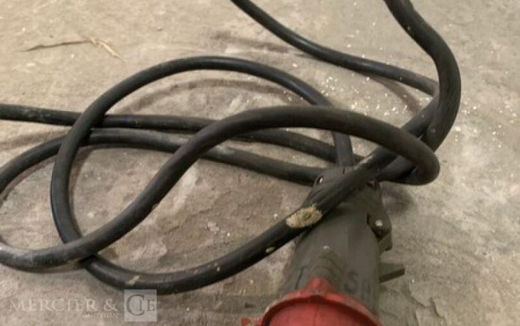 LINCOLN ELECTRIC INVERTEC V270-T  DIV000253