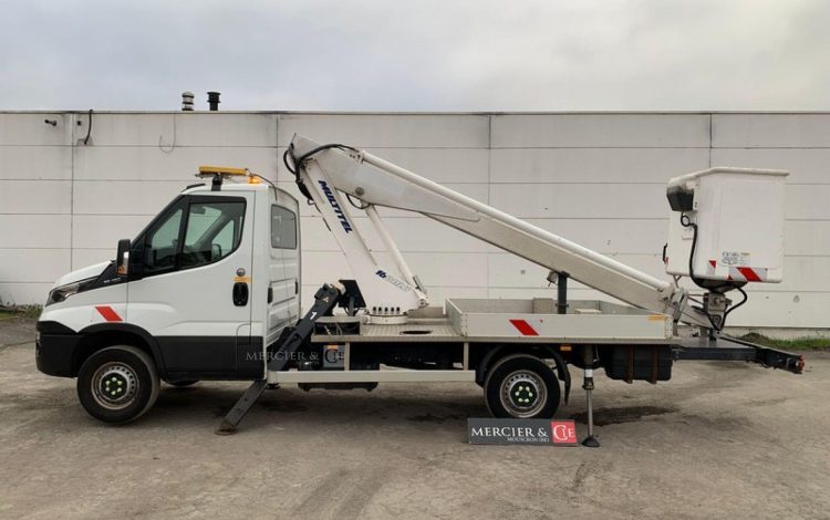 IVECO DAILY / 160ALU  EX-615-WV