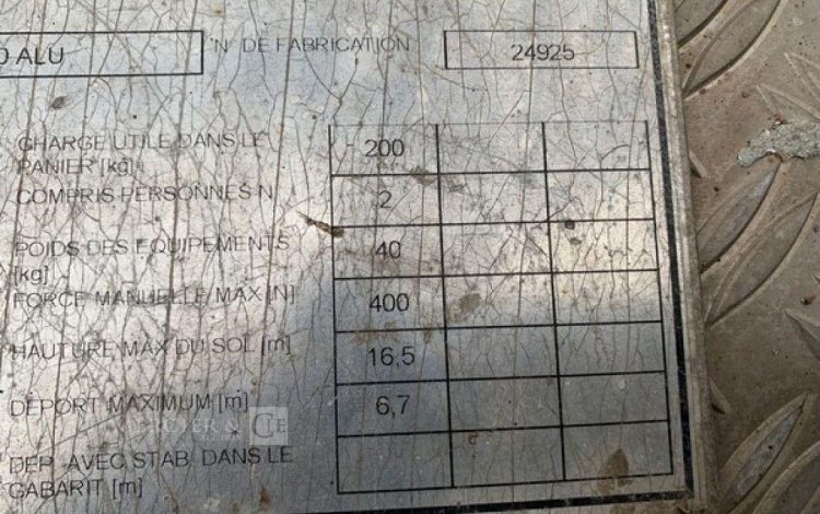 IVECO DAILY / 160ALU  EX-615-WV