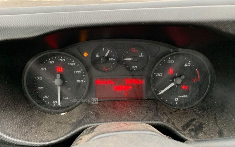 IVECO DAILY / 160ALU  EX-615-WV