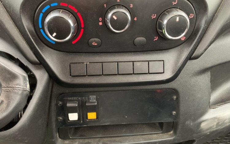 IVECO DAILY / 160ALU  EX-615-WV