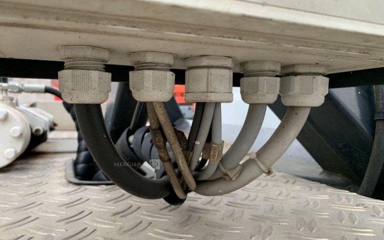 IVECO DAILY / 160ALU  EX-615-WV