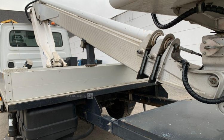 IVECO DAILY / 160ALU  EX-615-WV