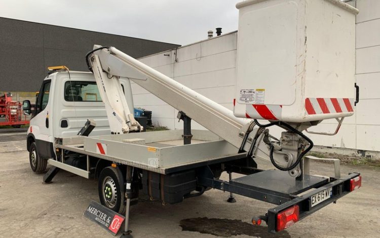 IVECO DAILY / 160ALU  EX-615-WV