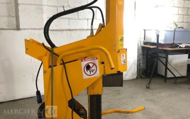 RABAUD 70092C  FEN010127