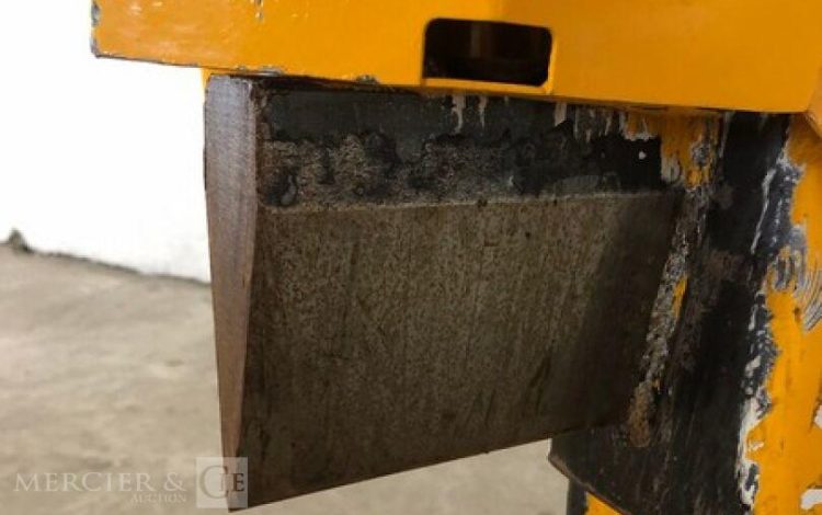 RABAUD 70092C  FEN010127