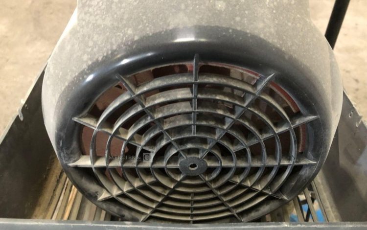 MAUGUIERE MXF  COM010199