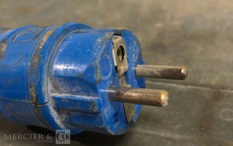 MAUGUIERE MXF  COM010199