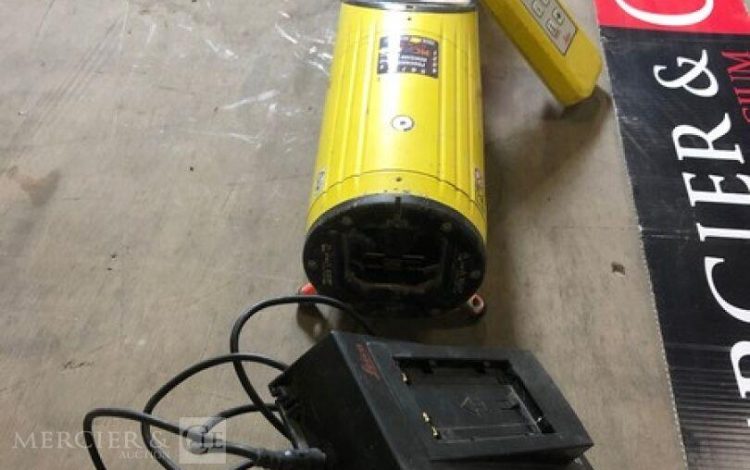 LEICA PIPER 100  NIV750164