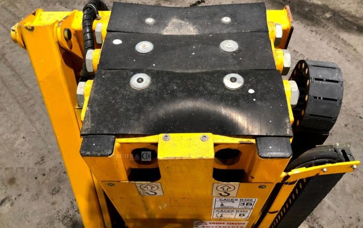 JLG TOUCAN 8E  ELE010285