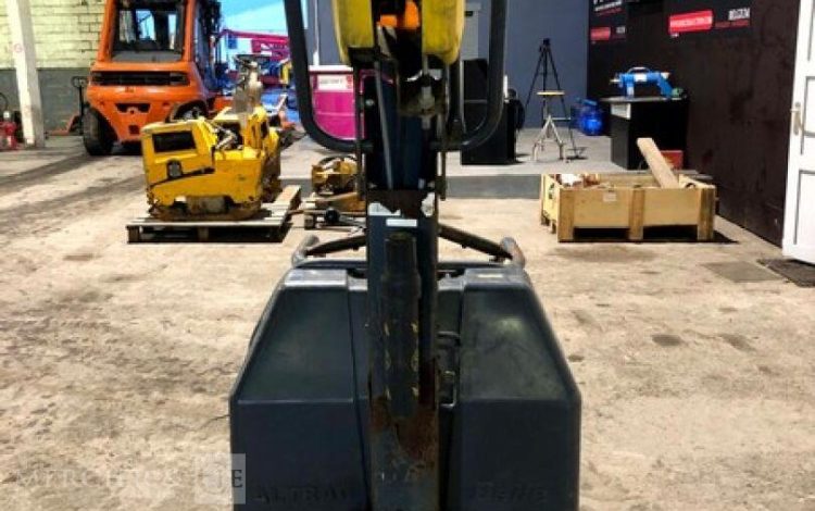 BELLE GROUP   ROU010649