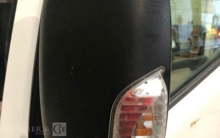 NISSAN NT400  FD-097-GH