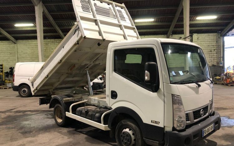 NISSAN NT400  FD-097-GH