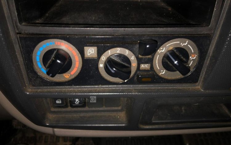 NISSAN NT400  FD-097-GH