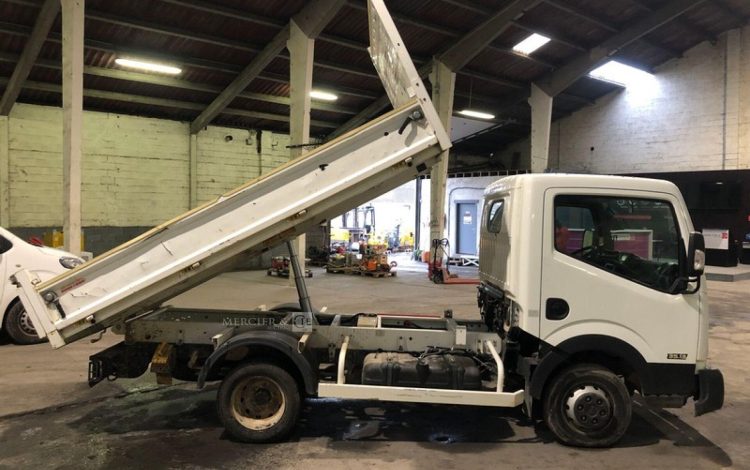 NISSAN NT400  FD-097-GH