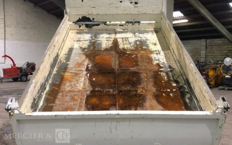 NISSAN NT400  FD-097-GH