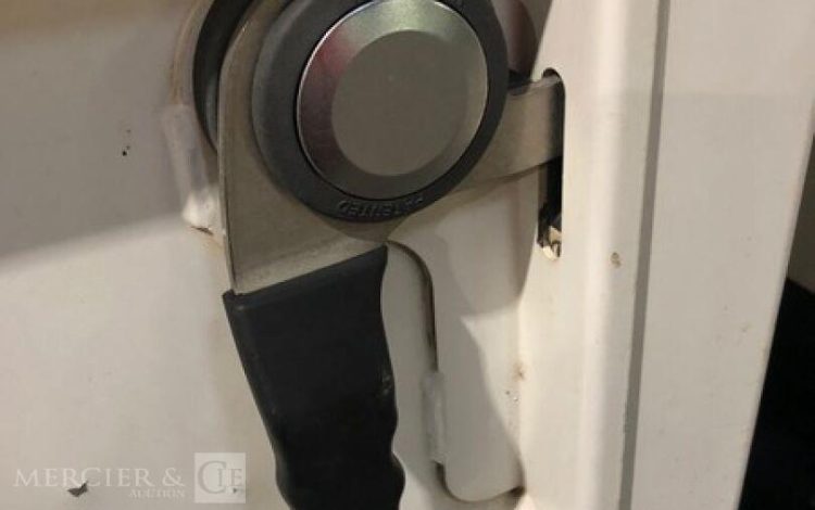 NISSAN NT400  FD-097-GH