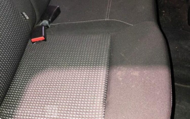 PEUGEOT 208  FB-790-WX