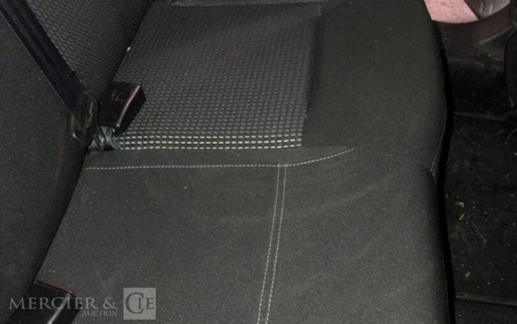 PEUGEOT 208  FB-790-WX