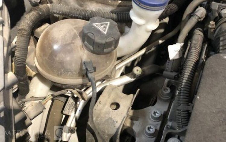 PEUGEOT 208  FB-790-WX