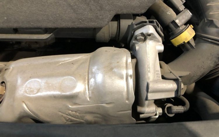 PEUGEOT 208  FB-790-WX