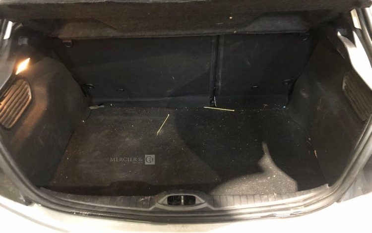 PEUGEOT 208  FB-790-WX