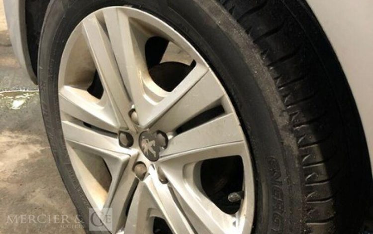 PEUGEOT 208  FB-790-WX