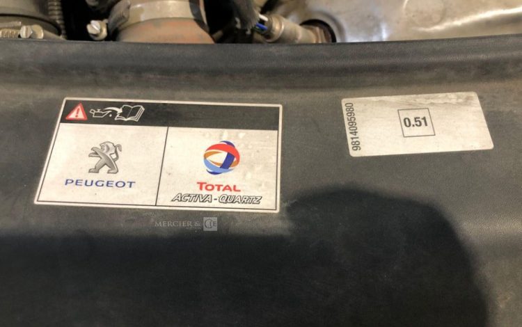 PEUGEOT 208  FB-790-WX