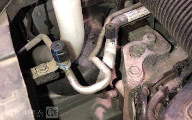 RENAULT TRAFIC  FR-824-RH