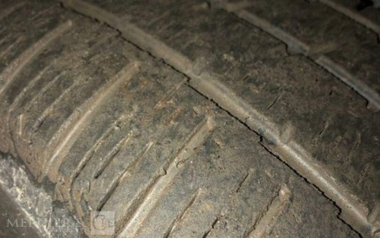 RENAULT TRAFIC  FR-824-RH