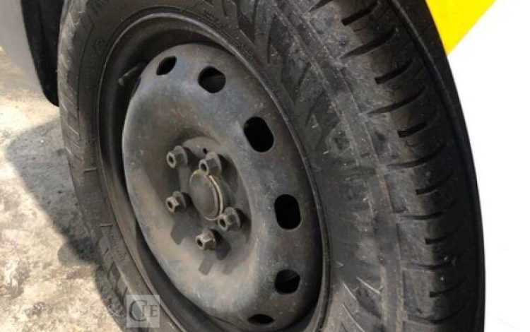 RENAULT TRAFIC  FR-824-RH