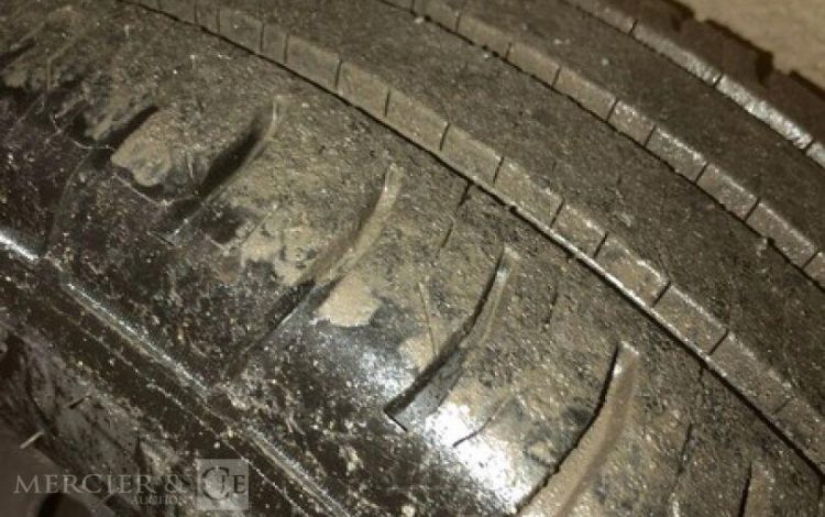 RENAULT TRAFIC  FR-824-RH