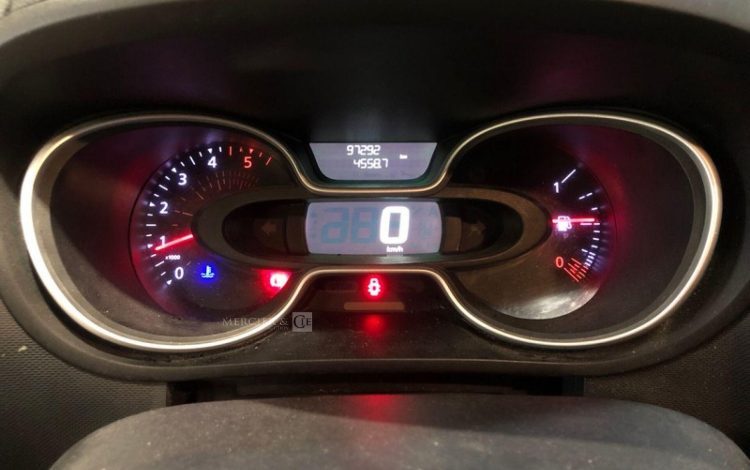 RENAULT TRAFIC  FR-824-RH