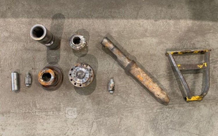 MONTABERT SC28  MAR010257