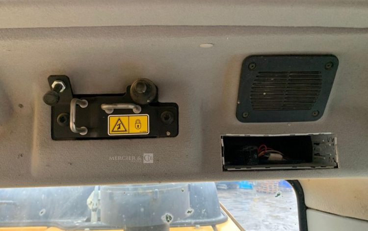 CATERPILLAR 320E  240419