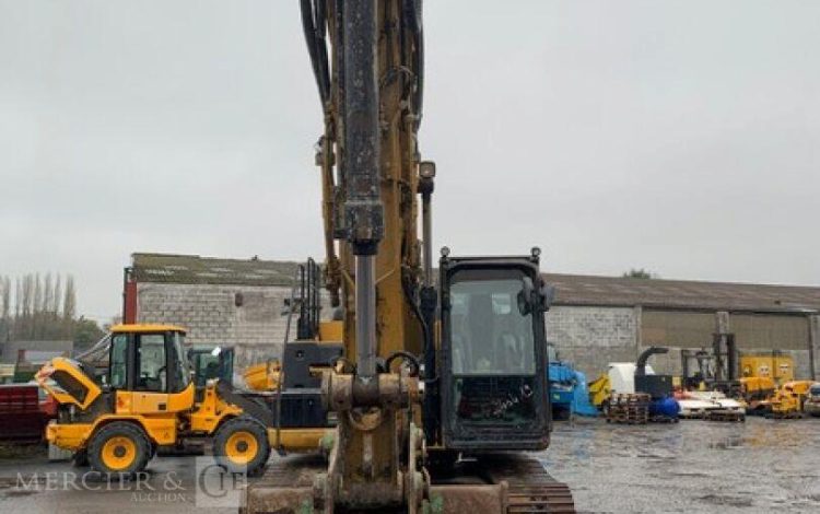 CATERPILLAR 320E  240419