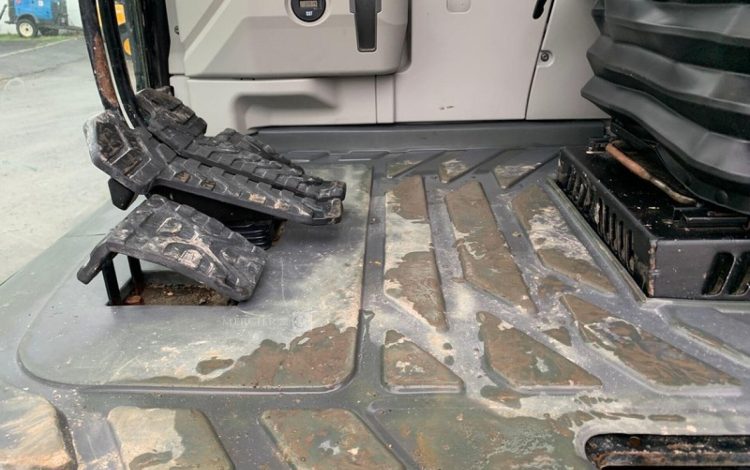 CATERPILLAR 320E  240419